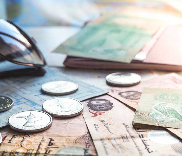 در سفر به دبی و امارات چه پولی ببریم؟