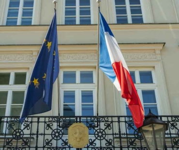 وقت سفارت فرانسه